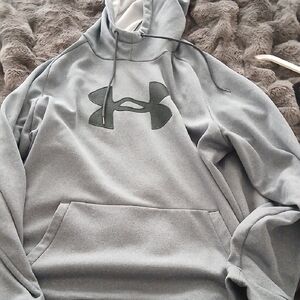 Mens Xl Under Armour Hoodie
